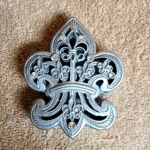 Fleur-de-lis jewelry container